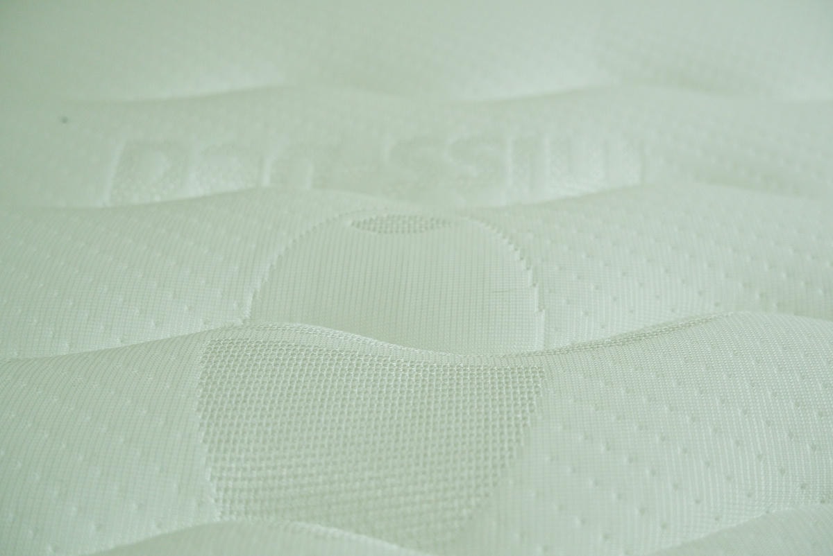 20250927-wng8a 20250927-wng8a