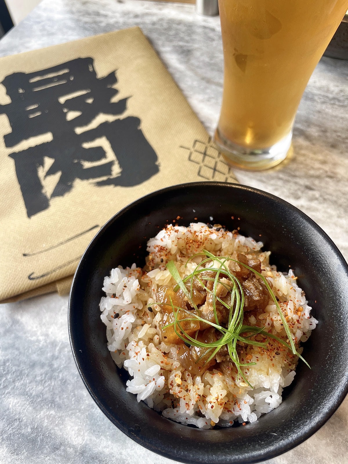 20250927-iht2o 20250927-iht2o