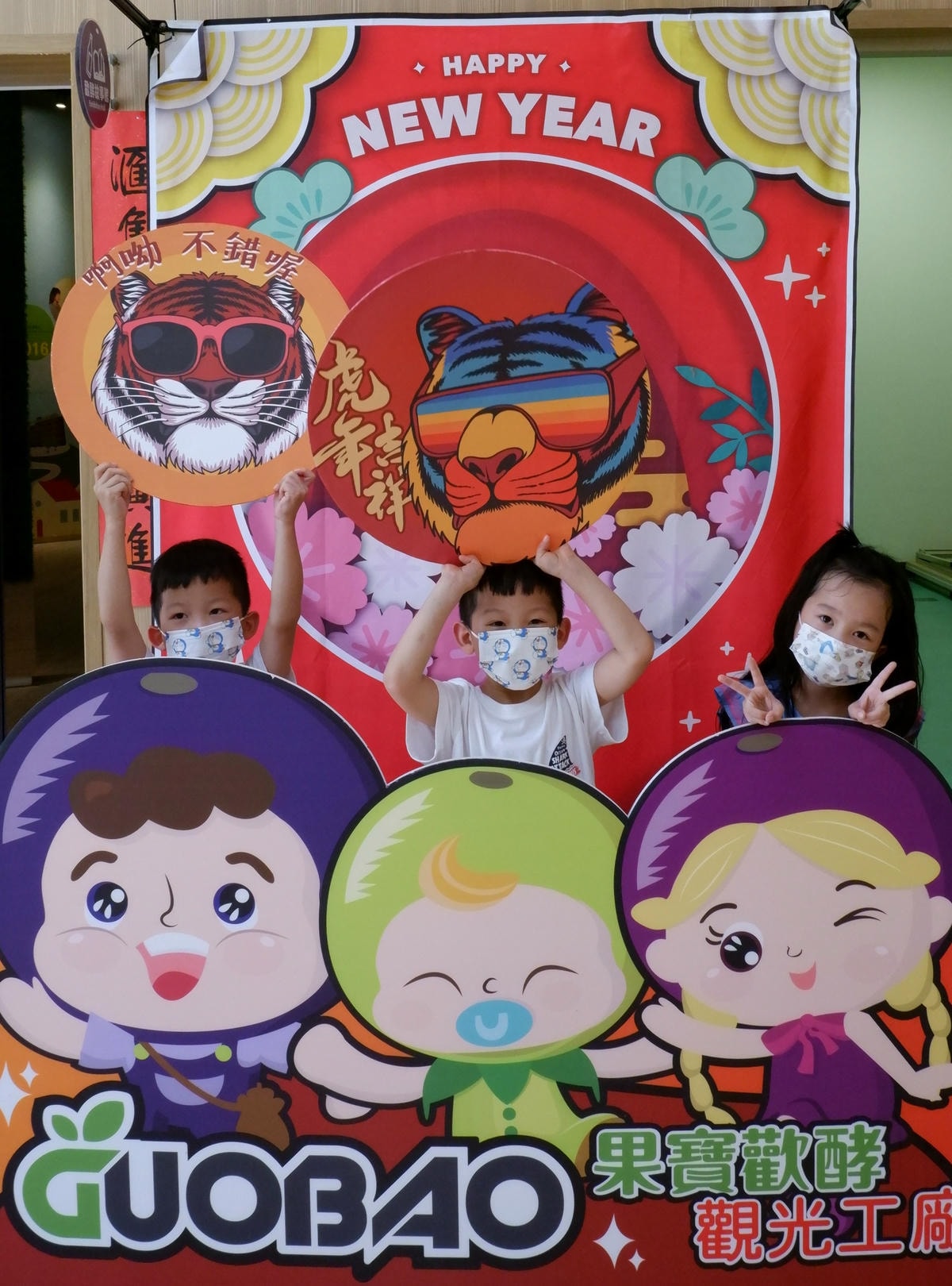 20250927-yb8z3 20250927-yb8z3