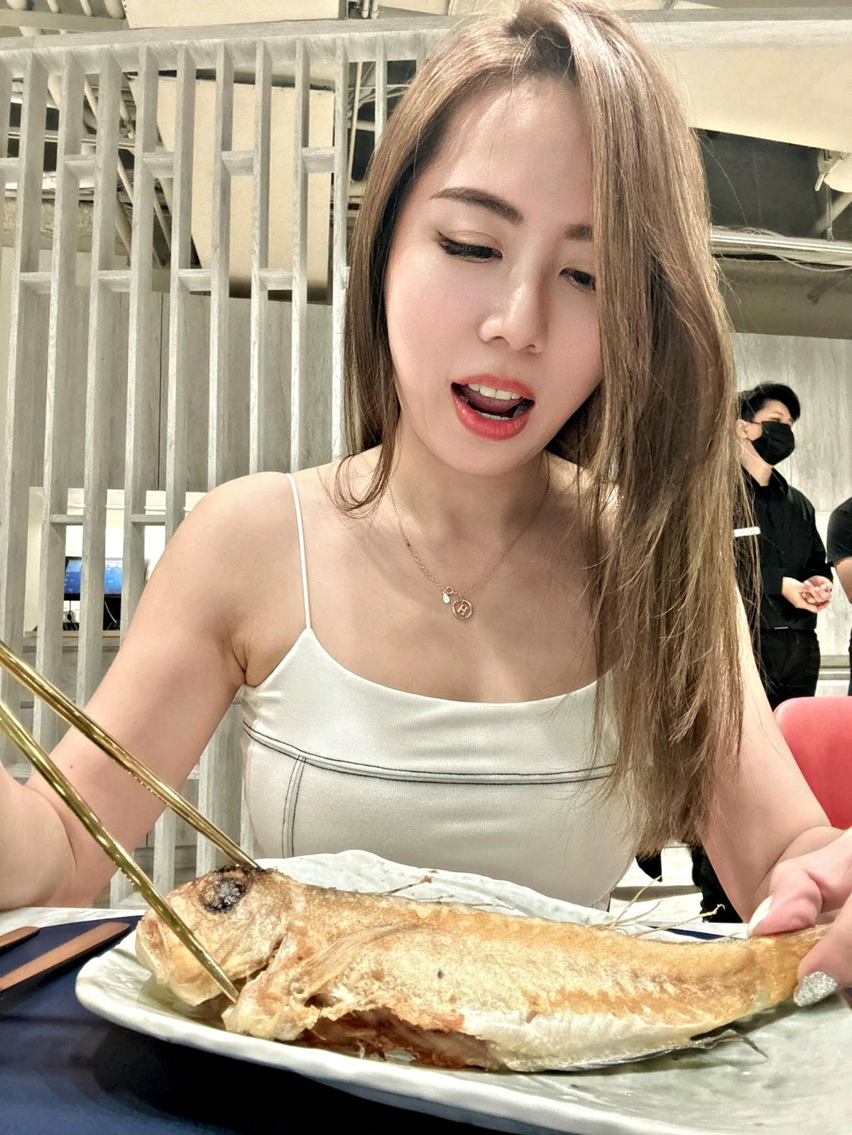 20250927-098jd 20250927-098jd