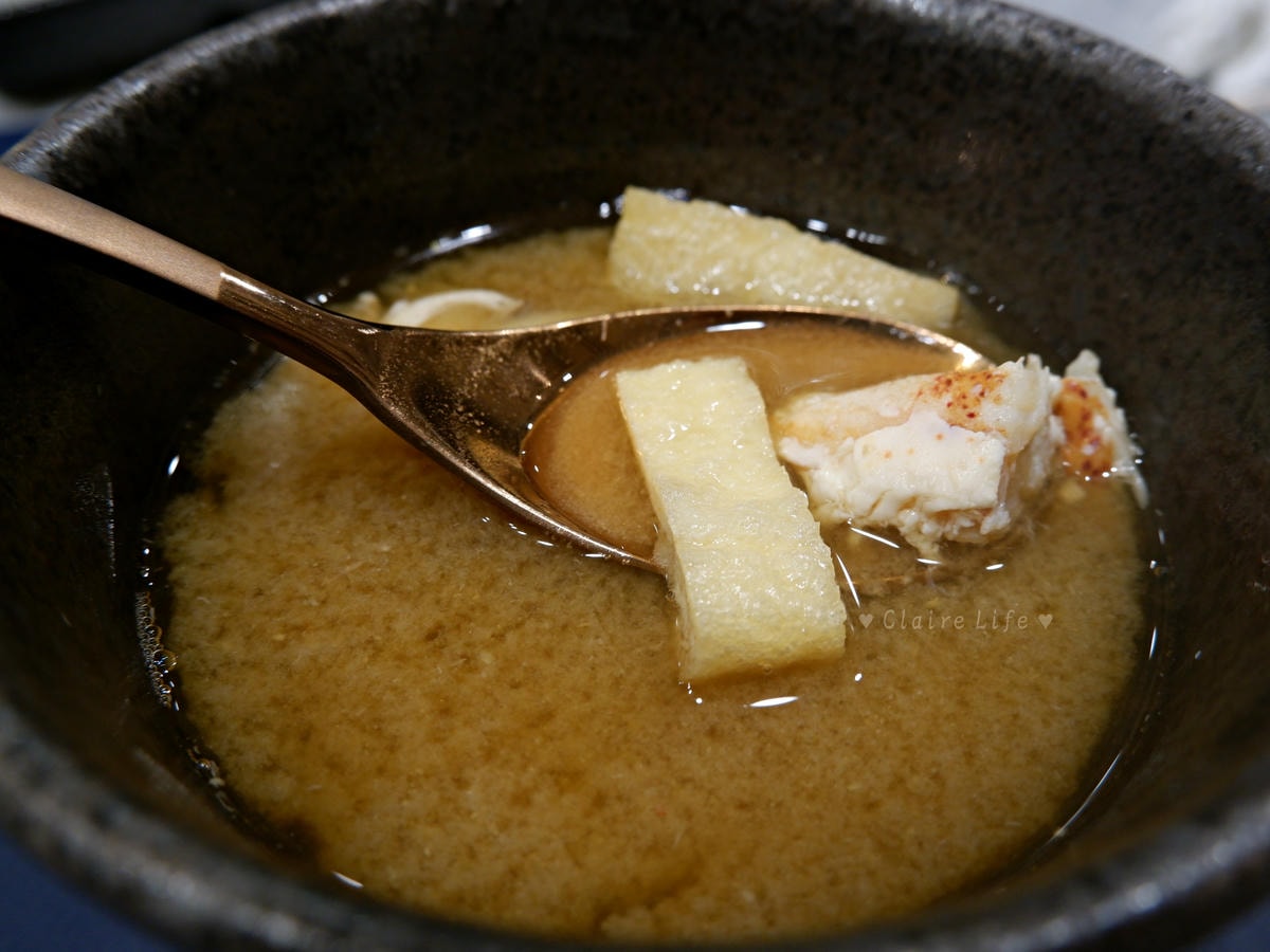 20250927-urr2m 20250927-urr2m