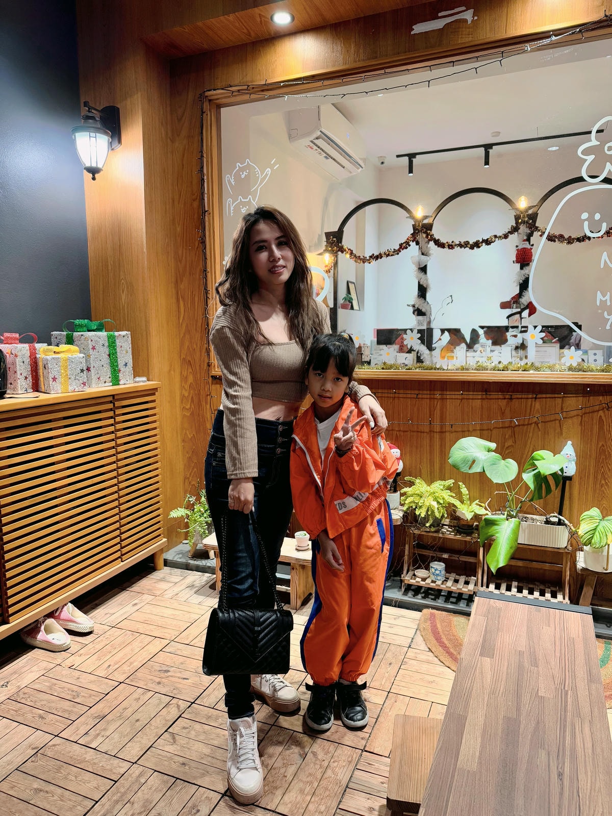 20250927-uw7t0 20250927-uw7t0