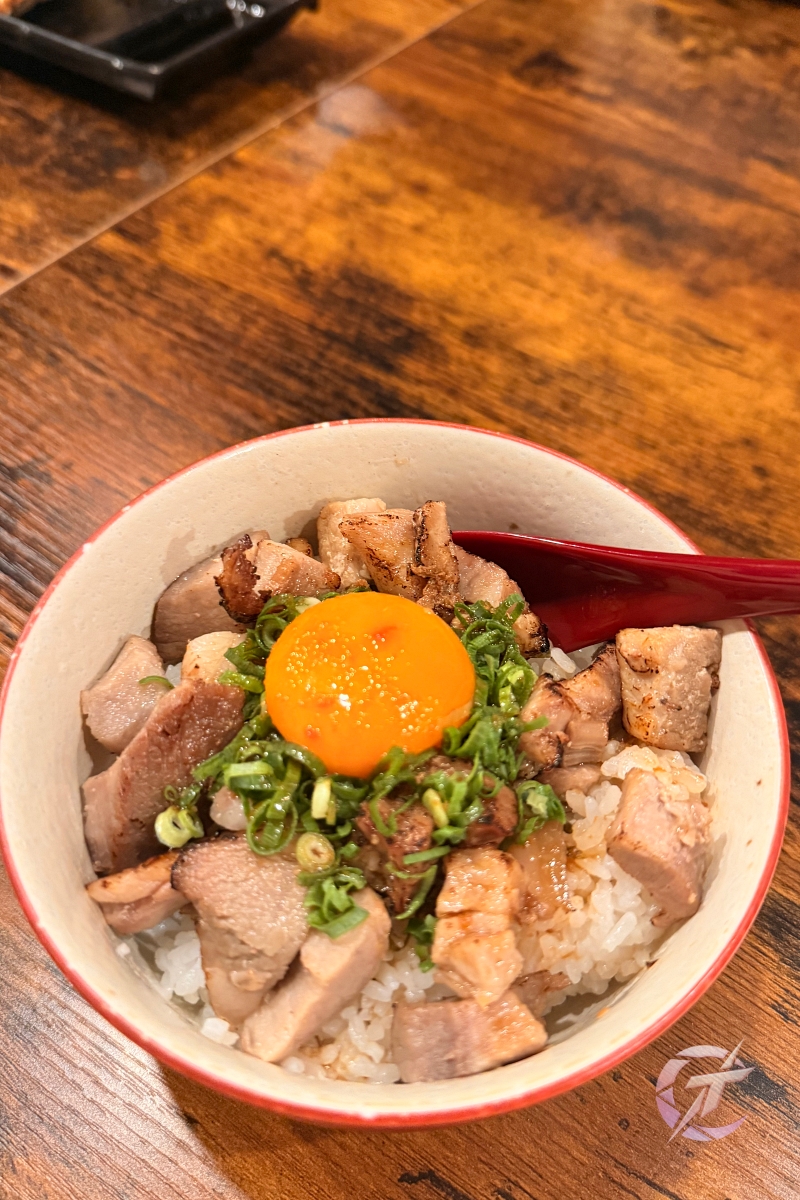 【沖繩拉麵推薦】國際通巷弄美食|麵家 ゆきたく Menya Yukitaku 不用排隊也能吃到的好味道! - 第4張圖