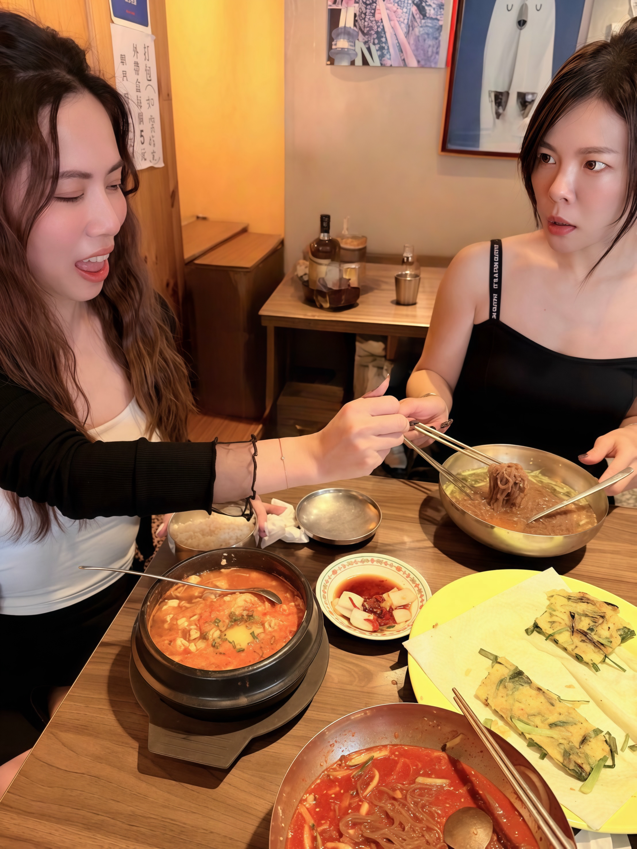 高雄韓式料理|朝月冷麵王:平日也大排長龍!必吃酸甜開胃手工小卷冷麵與料多海鮮豆腐煲 - 第15張圖