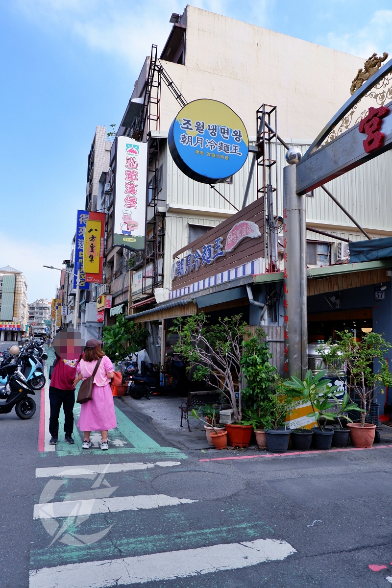 高雄韓式料理|朝月冷麵王:平日也大排長龍!必吃酸甜開胃手工小卷冷麵與料多海鮮豆腐煲 - 第17張圖