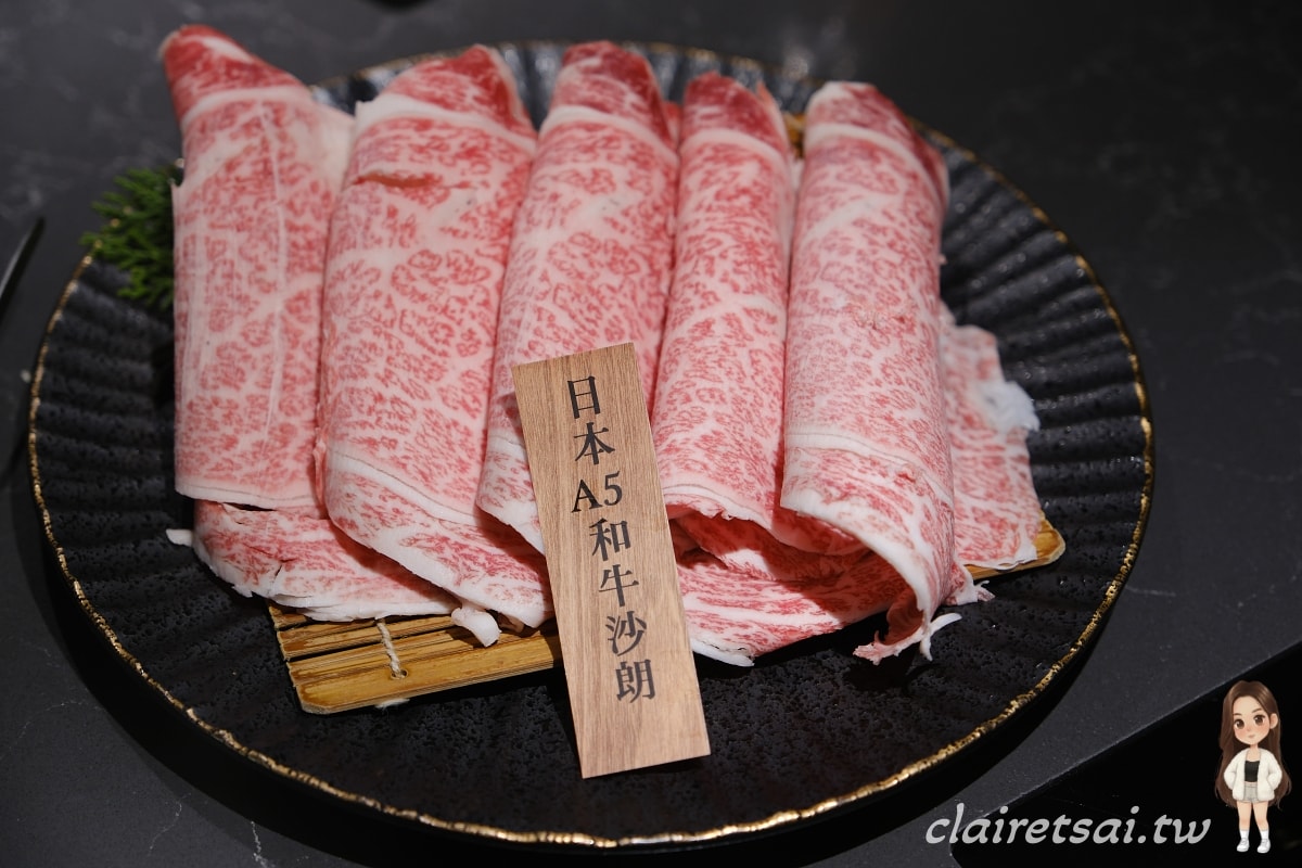 埔里美食推薦|渡之島日高鍋物:A5和牛與極鮮鱈場蟹饗宴,18度C旗下頂級日式火鍋與專屬酒櫃空間 - 第12張圖 埔里美食推薦|渡之島日高鍋物:A5和牛與極鮮鱈場蟹饗宴,18度C旗下頂級日式火鍋與專屬酒櫃空間